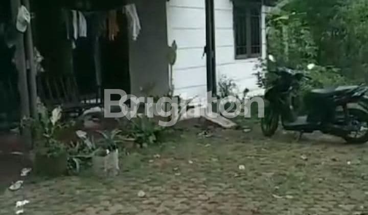 RUMAH MURAH HALAMAN LUAS BONUS 3 BUAH KIOS DI PERUMAHAN CISEENG
