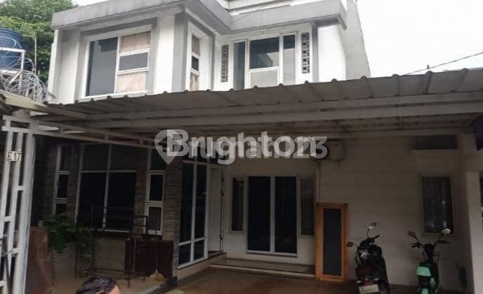 RUMAH CANTIK DAN ASRI DI PERUMAHAN MEWAH CIBINONG