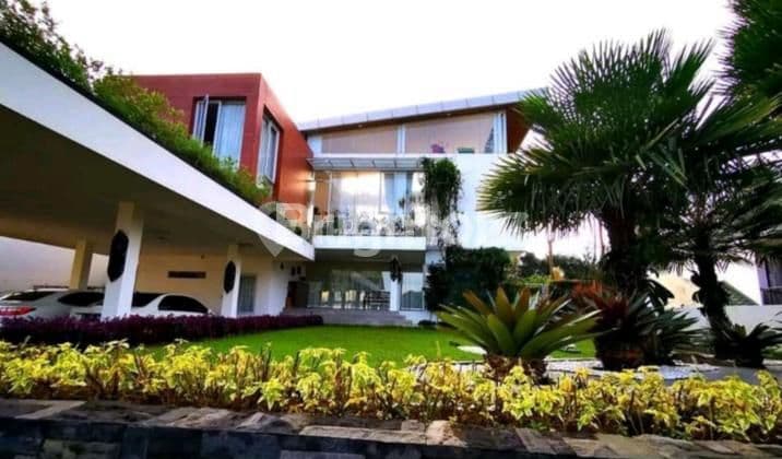 RUMAH MEWAH 2 LANTAI DI PERUMAHAN MEWAH SENTUL CITY