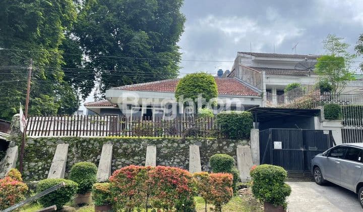 RUMAH CANTIK LOKASI TENGAH KOTA BOGOR HARGA MENARIK FULL FURNISHED