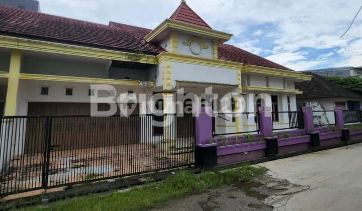 RUMAH LUAS 1 LANTAI DI PERUMAHAN CENDRAWASIH PERMAI