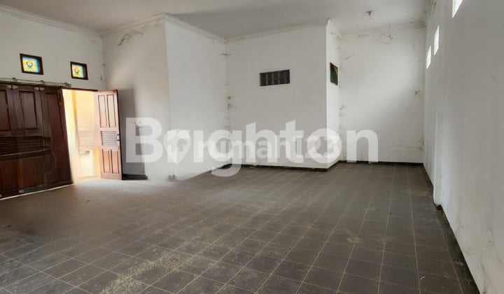 RUMAH DI CENDRAWASIH PERMAI