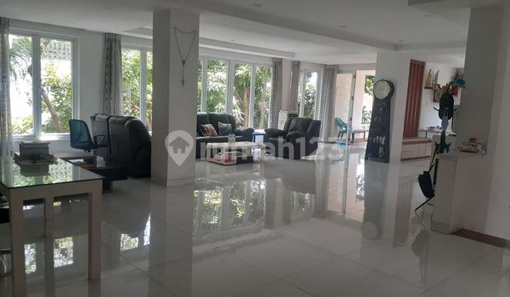 House for Sale in PIK 1 Johar Hijau Rp 16 Billion 5+1br Land Area 686m2 Nice