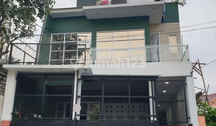 Rumah Dijual Tosiga Full Furnish Hadap Barat Daya 10.5M