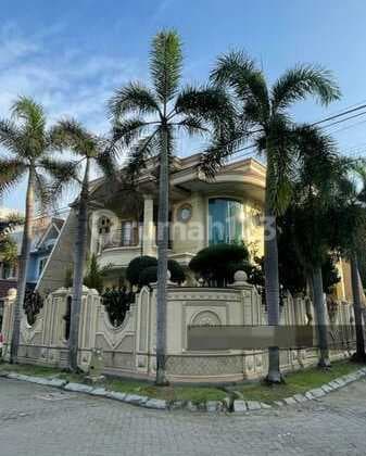 House for Sale Taman Palem 13x20 Hook 2.5 Floors SHM Rp 6.5 Billion Negotiable
