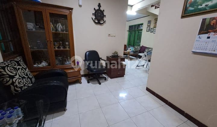 Rumah 2 Lantai Bagus Untuk Kos-Kosan