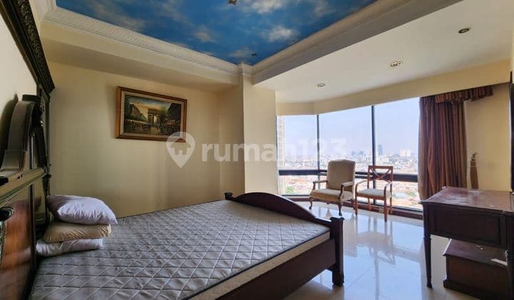 Taman Anggrek Condominium Dijual Murah 3+1 Br Uk.147 Meter Bagus Sudah Renovasi