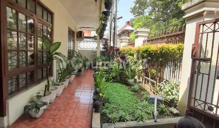 Rumah 2 Lantai Area Supratman Bisa Untuk Hunian Dan Kantor