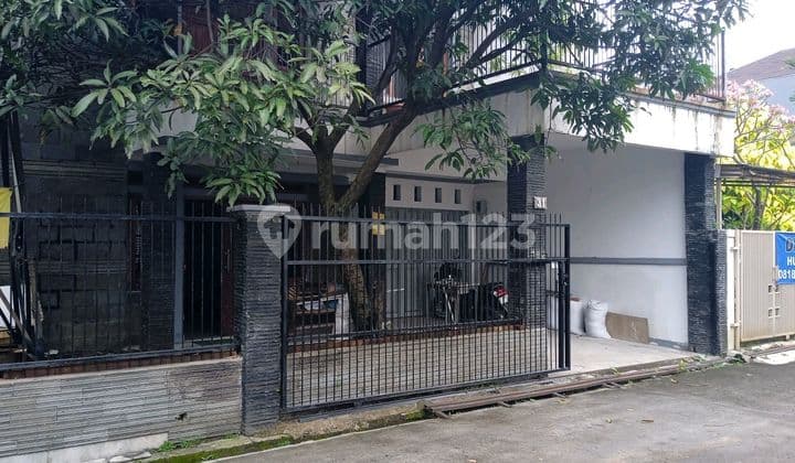 Rumah 2 Lantai Siap Huni Di Komplek Batu Indah Buahbatu