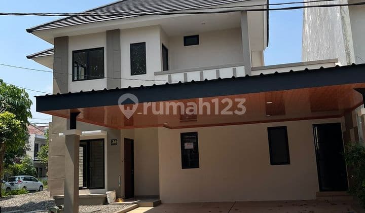 Disewakan Rumah Cluster Beverly Lippo Cikarang