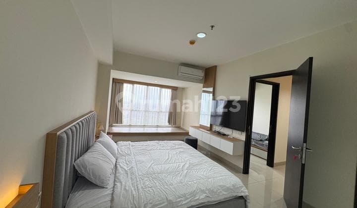 For Rent Orange County Tower Irvine Apartment Lippo Cikarang B179
