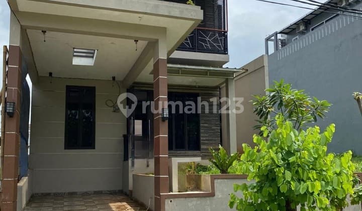 DISEWAKAN RUMAH CLUSTER TAMAN SIMPRUK Lippo Cikarang