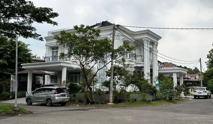Dijual Rumah Mewah Cluster Taman Beverly Lippo Cikarang