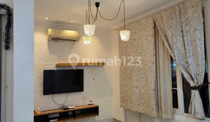 Disewakan Rumah Full Furnished Cluster West Europe Green Lake City