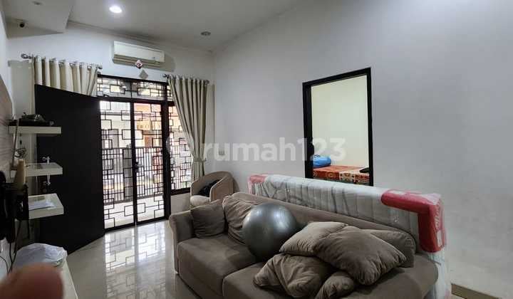 Disewakan Rumah Bagus Furnished di Kosambi Baru, Jakarta Barat