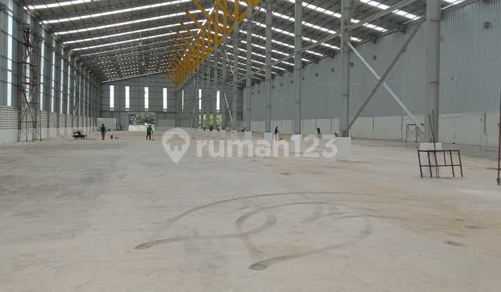 For Rent: Good Warehouse, Ready to Use 4800 m² in Sepatan, Tangerang