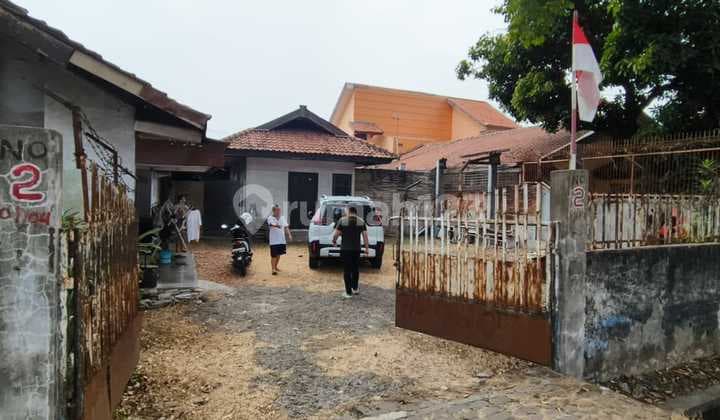 Cheap Sale of Land Plot and Building by Lio Baru Main Road, Tangerang