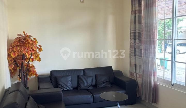 DIJUAL RUMAH WEST EUROPE FULL FURNISHED 2 LANTAI GREEN LAKE CITY
