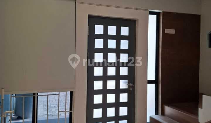 FOR SALE: BEAUTIFUL 3-STORY HOUSE IN ADHYAKSA HOUSING, KARANG TENGAH