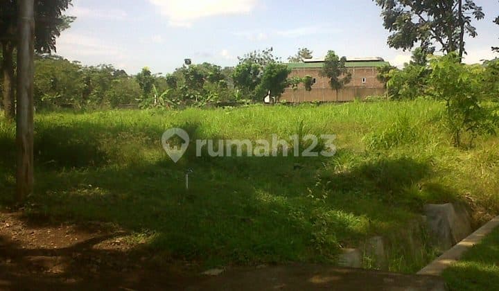 Nginden Semolo Commercial Land, Strategic Location