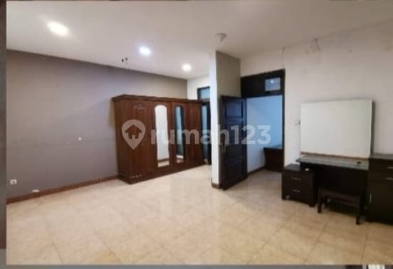 Quick Sale Cheap House in Pantai Indah Kapuk