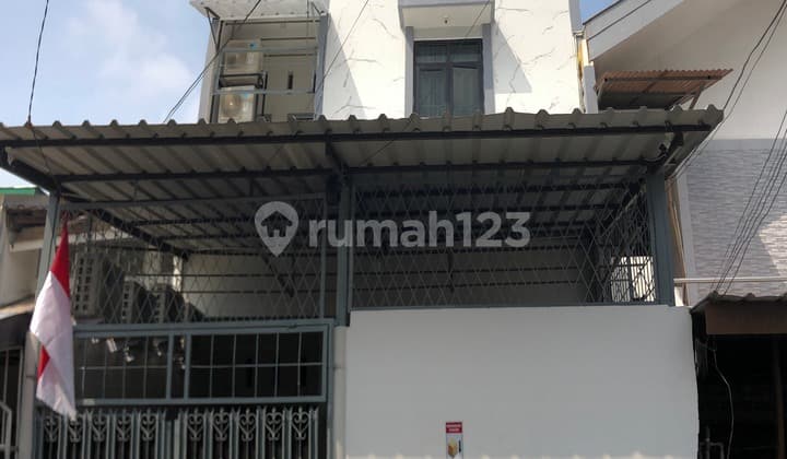 Exclusive Boarding Full Occupancy Kembangan West Jakarta Nice