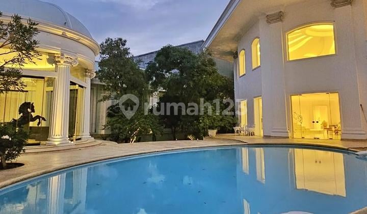 Jual Rumah Sultan Mewah Ada Kolam Renang Pool Dan Mini Golf Intercon Blok G Furnished