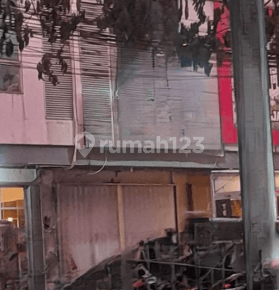 Shop House for Sale in Bintaro Sector 7, Strategic Location