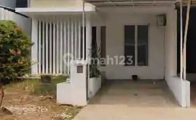 2-Story House Near Shopping Area in BIntaro