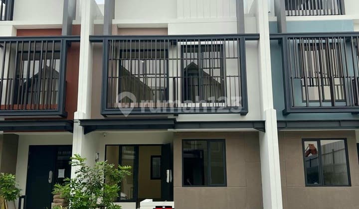 Leonora Symphonia Gading Serpong House, Excellent Condition, Well-Maintained
