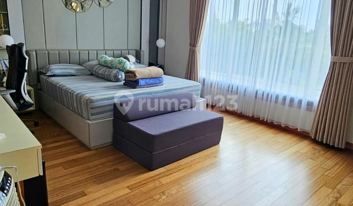 Rumah Mewah Full Renovasi 4 Lantai Emerald Cove Springs Gading Serpong