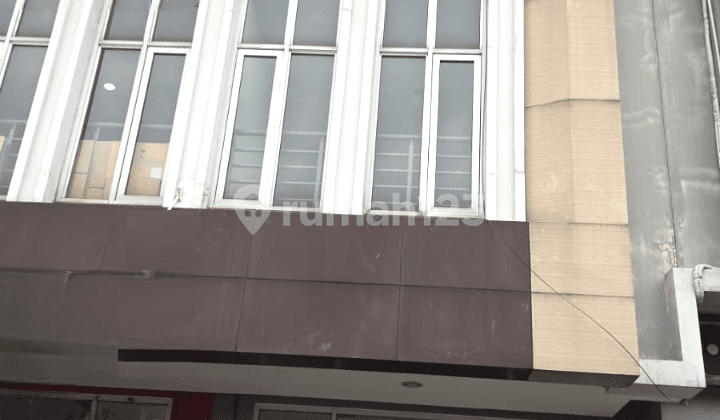 Ruko Sewa Bagus Siap Pakai di Kota Wisata