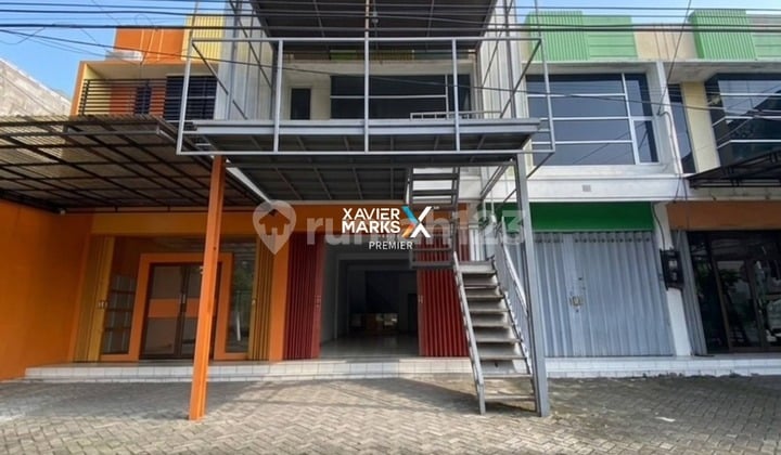 Dijual Ruko Minimalis Tengah Kota 2Lt Kondisi Terawat Kondisi Terawat Ada Area Parkir Siap Pakai Lokasi Strategis Cocok untuk Komersial atau Usaha Dekat Suhat dan Rsub Akses Mudah ke Jalan Utama di Jl Candi Mendut Soekarno Hatta Malang Kota H781