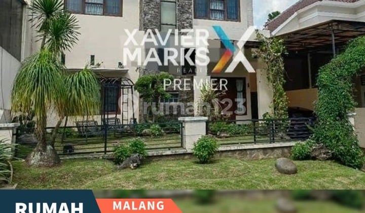 For Sale: Minimalist 2-Story House, Clean and Well-Maintained, with Front and Back Garden, and Laundry Area. Ready to Move In. 24-Hour Security. Strategic Location Close to City Center and Machung University. Steps Away from the Shopping Center at Villa Puncak Tidar Dieng, Malang City. I083