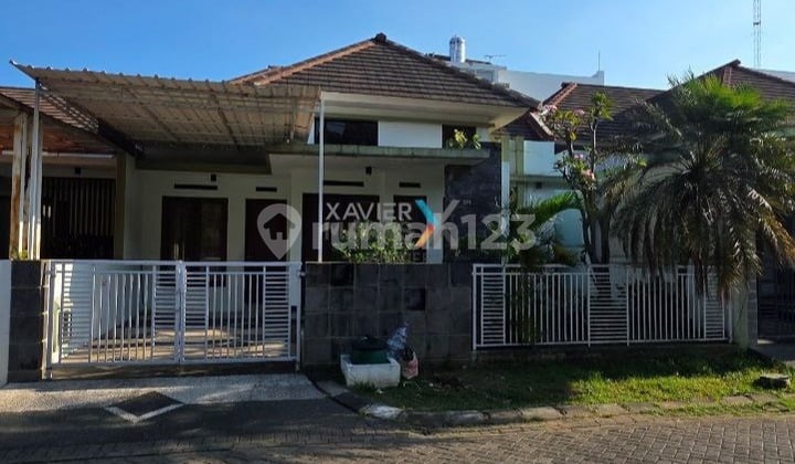 Dijual Rumah Minimalis Dg Kondisi Bersih Terawat Ada Halaman Belakang Siap Huni Lingkungan Tertata Dg Keamanan 24 Jam Dekat Kampus Brawijaya dan Area Komersial Akses Mudah ke Polteknik Malang Perum Permata Jingga Soekarno Hatta Malang Kota H848