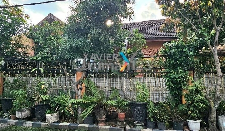 For Sale Mid-City House Well-Maintained 2 Floors with Full PVC Ceiling Suitable for Boarding House Ready to Occupied Serene and Peaceful Environment Location Close to City Center and Brawijaya University Easy Access to Culinary and Business Center in Griyashanta Lowokwaru Malang City H772