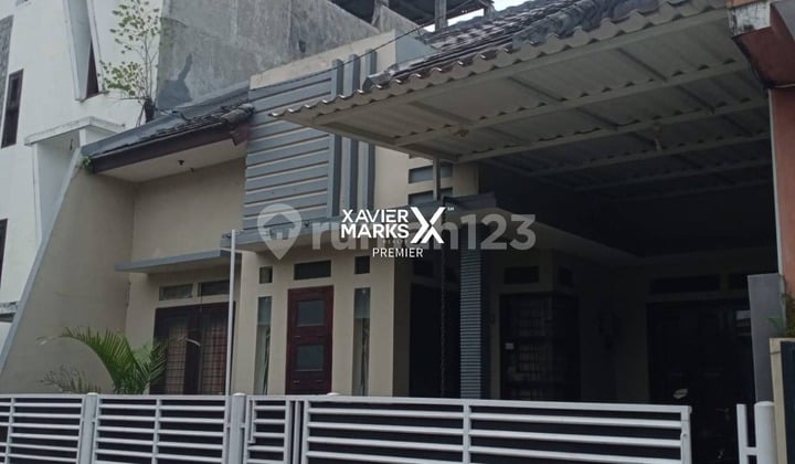 Dijual Rumah Cantik Minimalis Kondisi Bersih Dg Area Carport Bercanopy Siap Huni Lokasi Strategis Tegah Kota Dekat Rs Husada dan Terminal Arjosari Akses Mudah ke Tol Singosari di Raden Panji Suroso Malang Kota H819