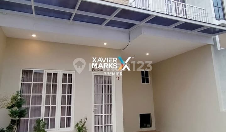 For Sale: Beautiful and Fully Furnished Active Villa, Clean Condition, Ready to Occupy, Suitable for Investment or Daily Rental Business. Quiet Environment, Cool Air, Close to Kusuma Tourist Area and Easy Access to Other Attractions in Pesanggrahan Villa, Batu, Malang H879