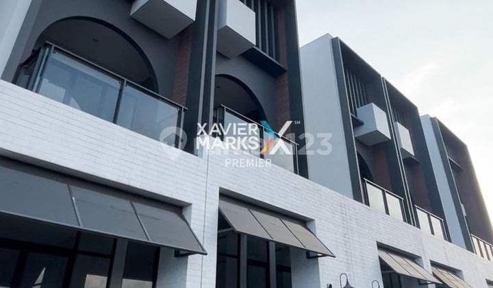 Dijual Ruko Modern 3Lt Kondisi Sangat Terawat dan Bersih Siap Huni Cocok untuk Usaha Apapun di Nol Jalan Raya Citraland Puncak Tidar dan Jalur Utama Kota Malang Akses Mudah ke Kota Batu di Citraland Puncak Tidar Malang H790