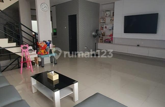 Dijual Rumah Tanjung Duren Jakarta Barat