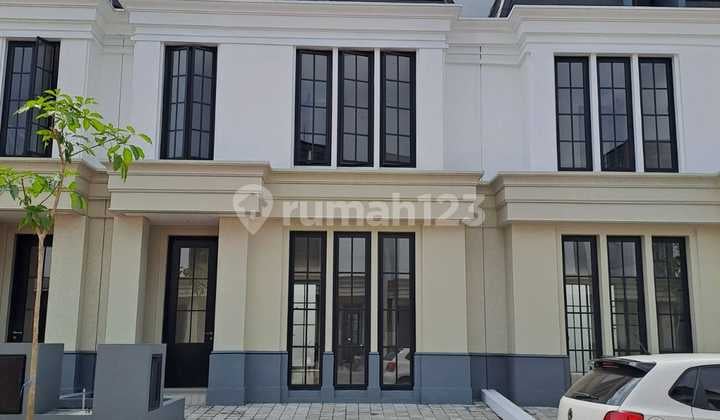 For Rent New Brand New White House Dian Istana West Surabaya