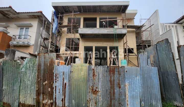 Murah Dijual Rumah Puri Widya Kencana Dekat Gwalk Citraland Surabaya Barat - New Gress 2,5 Lantai Ada Basement