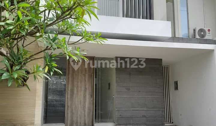 Dijual Rumah Baru Gress Dua Lantai Pelican Hill Citraland Surabaya