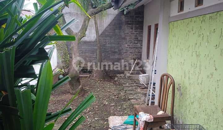 Rumah Riungwargi Lokasi Strategis dekat Summarecon Harga Mendekati NJOP