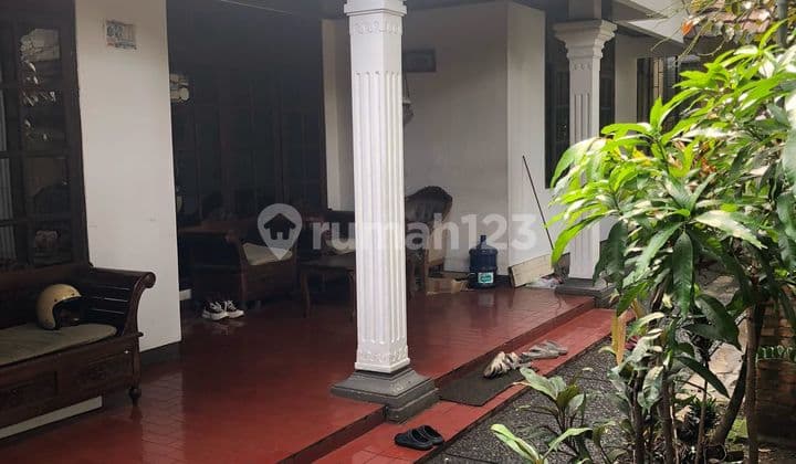 Rumah & Tanah Ngantong Unfurnished SHM Bidakara,Pancoran, Jakarta Selatan