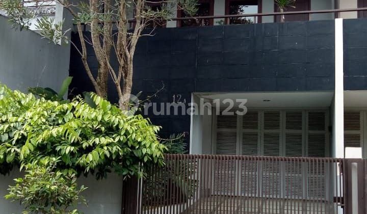 Rumah Lux di Cluster Elite Setraduta Bandung Utara