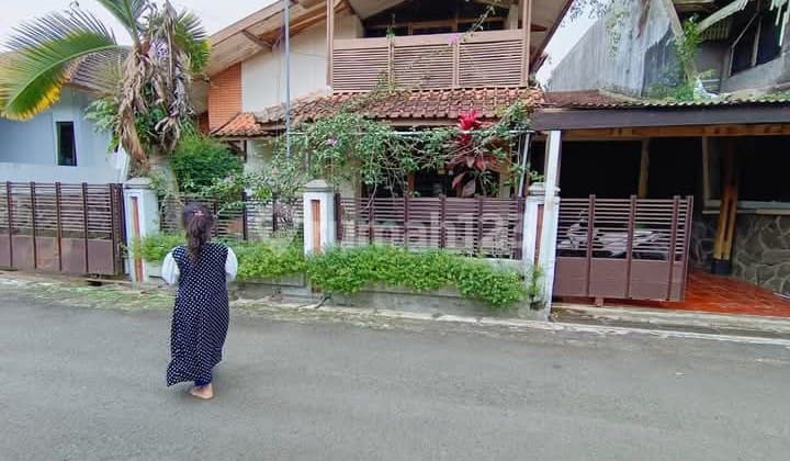 Rumah Hitung Tanah di Komplek Cikutra Baru Dekat Area Kampus