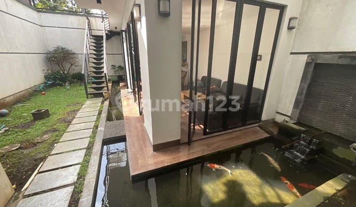 Rumah Mewah Modern Pasteur Dekat Sutami