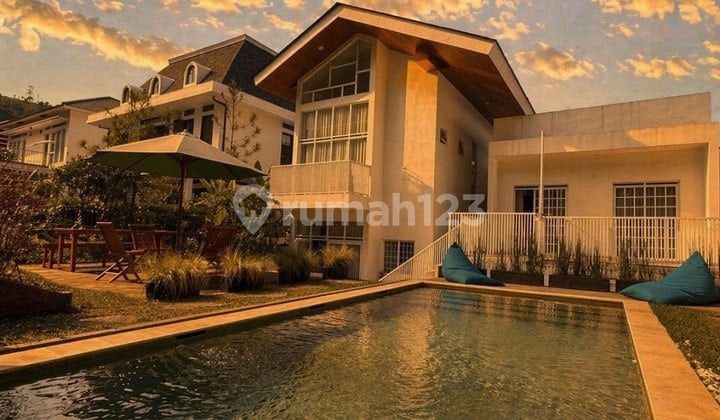 Rumah Scandinavian Cocok di Jadikan Villa Semi Fernished di Resor Dago Pakar