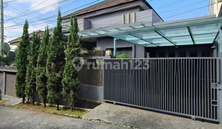 Jual Cepat Bu - Rumah Lux Lingkungan Asri di Gegerkalong Bandung Utara
